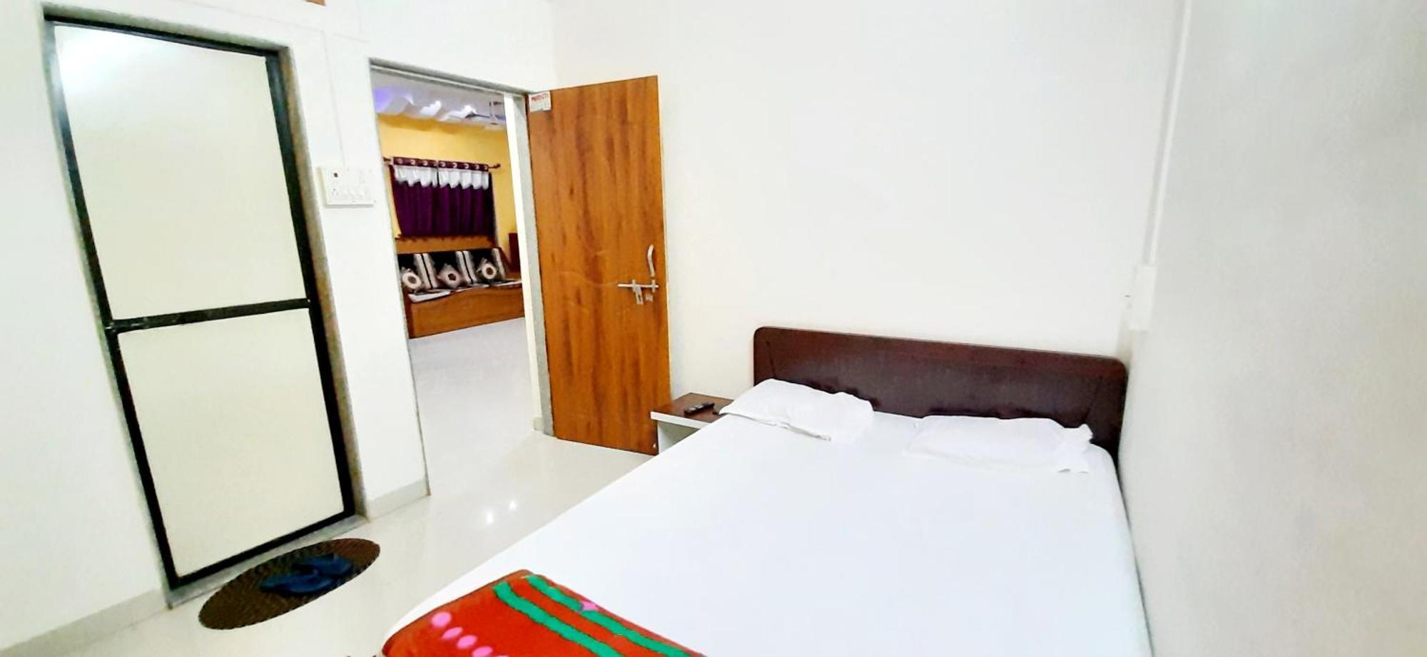 Trimurti Holiday Home Panchgani Exteriör bild